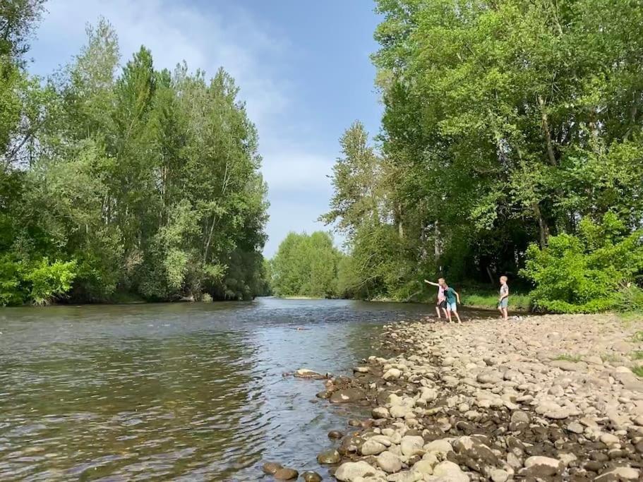 Vakantiehuis La Poire, Op Landgoed Aan De Dordogne Prudhomat Exterior foto